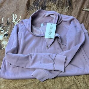 Latched Mama harbor snap